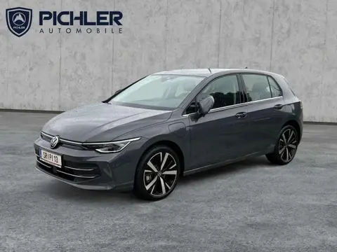 Used VOLKSWAGEN GOLF Hybrid 2024 Ad 