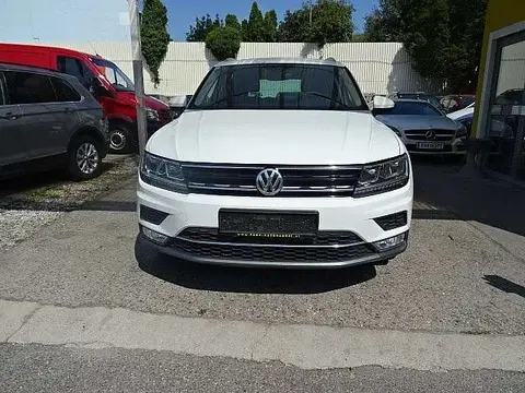 Used VOLKSWAGEN TIGUAN Petrol 2017 Ad 