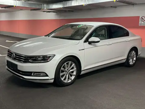 Used VOLKSWAGEN PASSAT Diesel 2018 Ad 