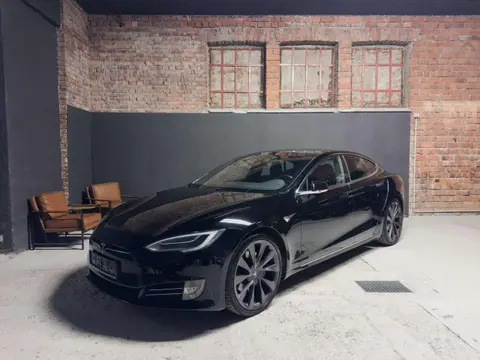 Used TESLA MODEL S Electric 2019 Ad 