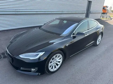 Used TESLA MODEL S Electric 2019 Ad 