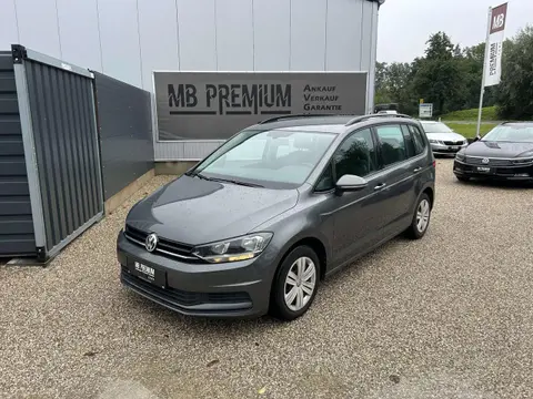 Used VOLKSWAGEN TOURAN Diesel 2019 Ad 