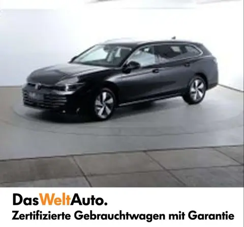 Used VOLKSWAGEN PASSAT Petrol 2024 Ad 