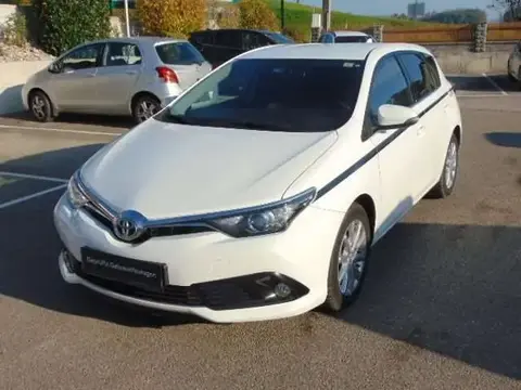 Annonce TOYOTA AURIS Essence 2015 d'occasion 