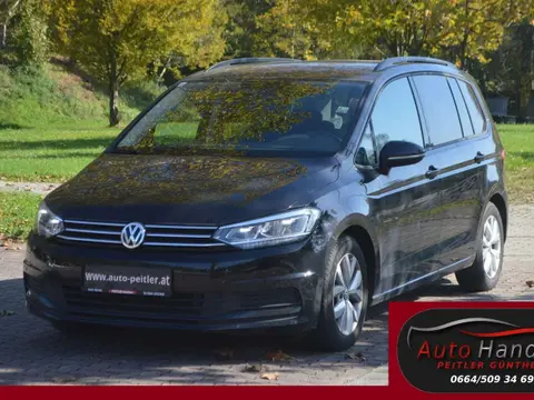 Used VOLKSWAGEN TOURAN Diesel 2017 Ad 