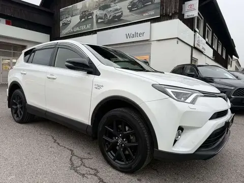 Used TOYOTA RAV4 Hybrid 2018 Ad 