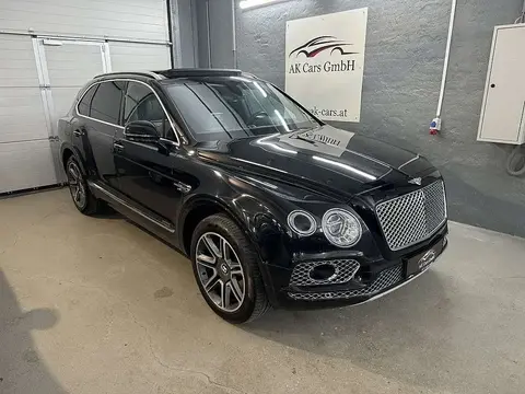 Used BENTLEY BENTAYGA Diesel 2017 Ad 