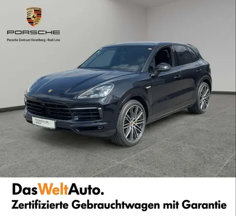 Used PORSCHE CAYENNE Hybrid 2019 Ad 