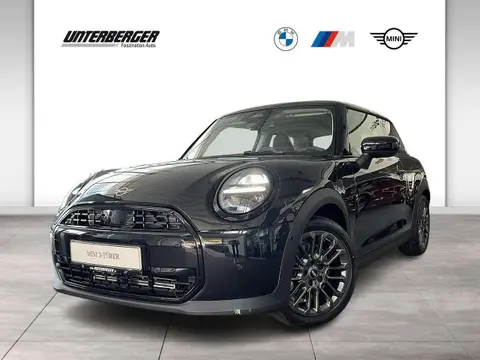 Used MINI COOPER Petrol 2024 Ad 