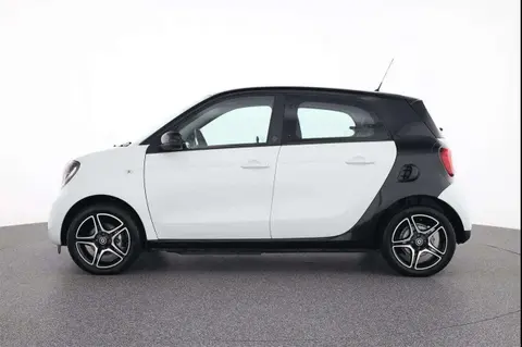 Used SMART FORFOUR Electric 2022 Ad 