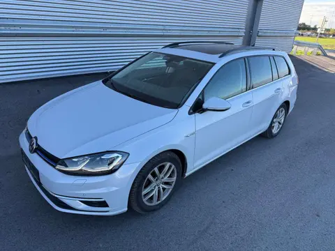 Used VOLKSWAGEN GOLF Petrol 2018 Ad 