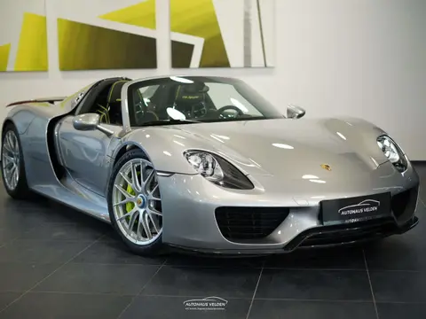 Used PORSCHE 918 Petrol 2015 Ad 