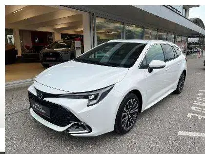 Used TOYOTA COROLLA Hybrid 2024 Ad 