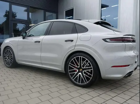 Used PORSCHE CAYENNE Hybrid 2024 Ad 