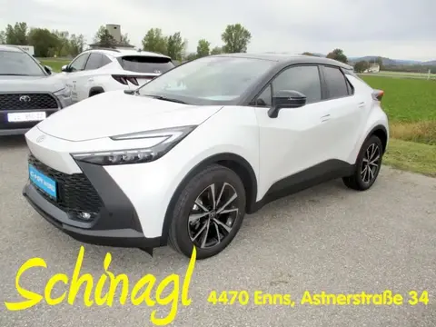 Used TOYOTA C-HR Hybrid 2024 Ad 