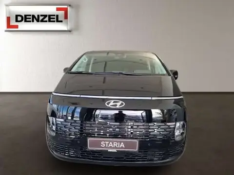 Used HYUNDAI STARIA Diesel 2023 Ad 