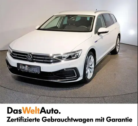 Used VOLKSWAGEN PASSAT Hybrid 2023 Ad 