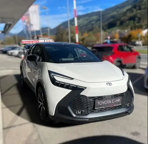 Used TOYOTA C-HR Hybrid 2024 Ad 