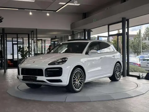 Used PORSCHE CAYENNE Hybrid 2021 Ad 