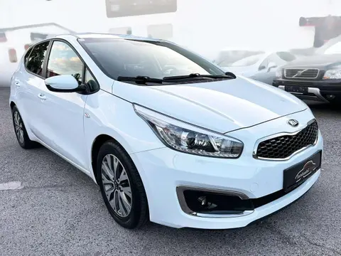 Used KIA CEED Petrol 2017 Ad 