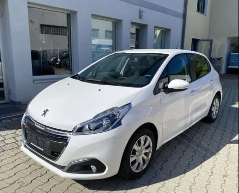 Used PEUGEOT 208 Petrol 2016 Ad 