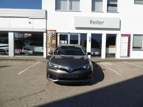 Used TOYOTA AURIS Hybrid 2019 Ad 