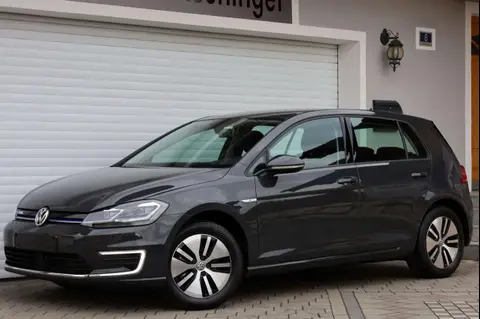 Used VOLKSWAGEN GOLF Electric 2020 Ad 