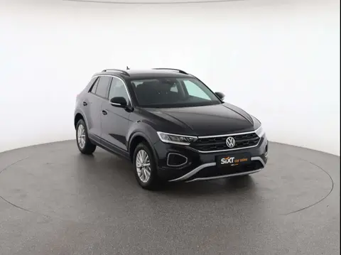 Used VOLKSWAGEN T-ROC Petrol 2022 Ad 