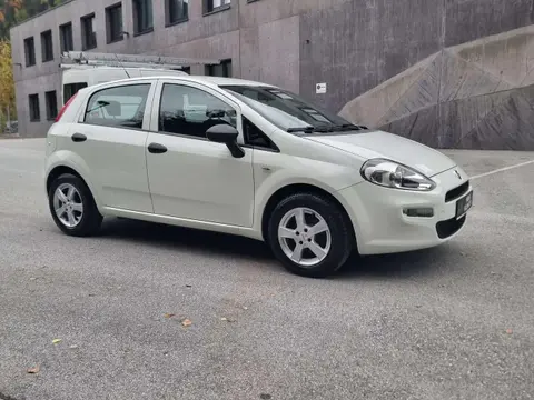 Used FIAT PUNTO Petrol 2018 Ad 