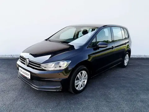 Used VOLKSWAGEN TOURAN Diesel 2017 Ad 