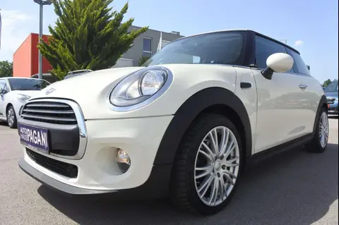 Used MINI ONE Petrol 2016 Ad 