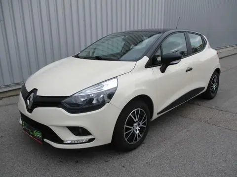 Used RENAULT CLIO Petrol 2017 Ad 