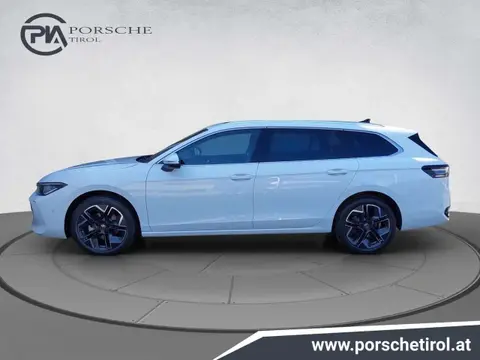 Annonce VOLKSWAGEN PASSAT Essence 2024 d'occasion 