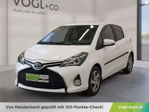 Used TOYOTA YARIS Hybrid 2017 Ad 