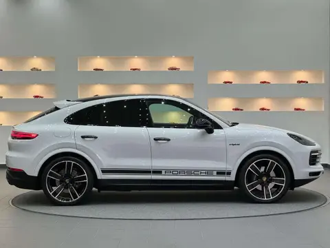 Used PORSCHE CAYENNE Hybrid 2022 Ad 