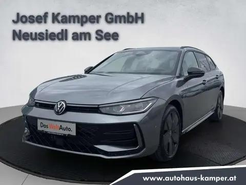 Used VOLKSWAGEN PASSAT Hybrid 2024 Ad 