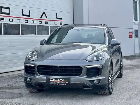 Used PORSCHE CAYENNE Hybrid 2017 Ad 