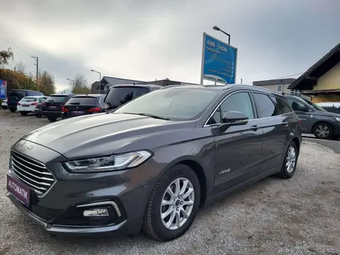 Used FORD MONDEO Hybrid 2019 Ad 