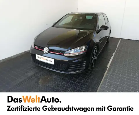 Used VOLKSWAGEN GOLF Petrol 2015 Ad 