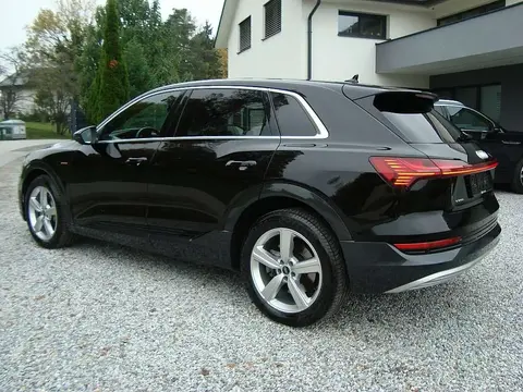 Used AUDI E-TRON Electric 2022 Ad 