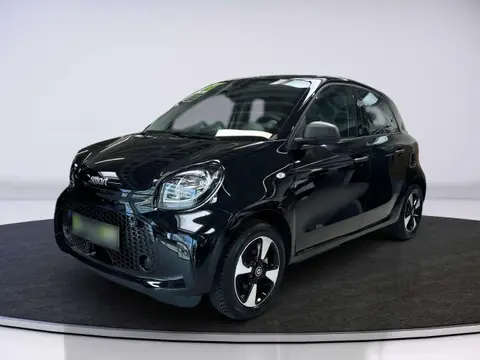 Used SMART FORFOUR Electric 2021 Ad 