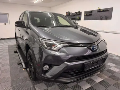 Used TOYOTA RAV4 Hybrid 2019 Ad 