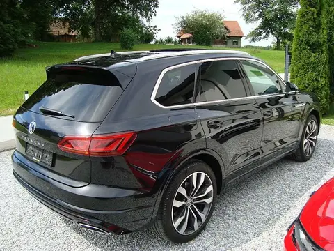 Used VOLKSWAGEN TOUAREG Diesel 2019 Ad 