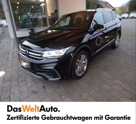 Used VOLKSWAGEN TIGUAN Petrol 2023 Ad 