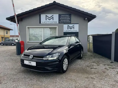 Used VOLKSWAGEN GOLF Petrol 2017 Ad 