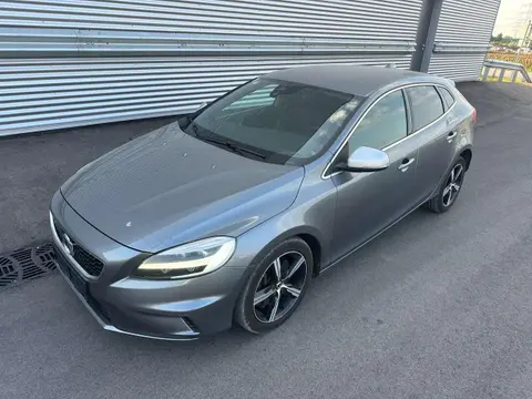 Annonce VOLVO V40 Diesel 2018 d'occasion 