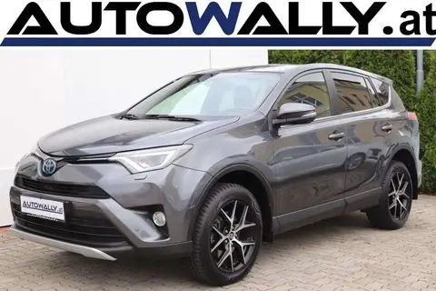 Used TOYOTA RAV4 Petrol 2017 Ad 