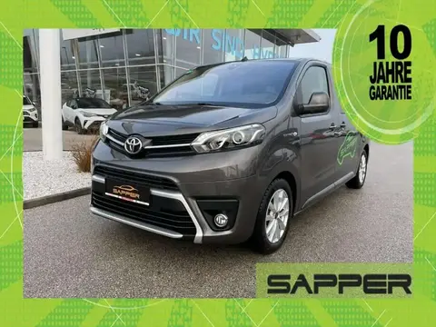 Used TOYOTA VERSO Electric 2022 Ad 