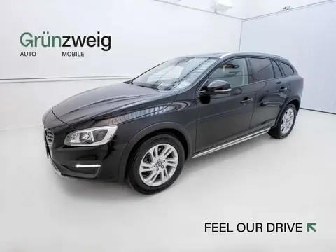 Used VOLVO V60 Diesel 2016 Ad 