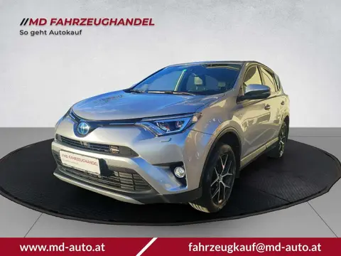 Used TOYOTA RAV4 Hybrid 2017 Ad 